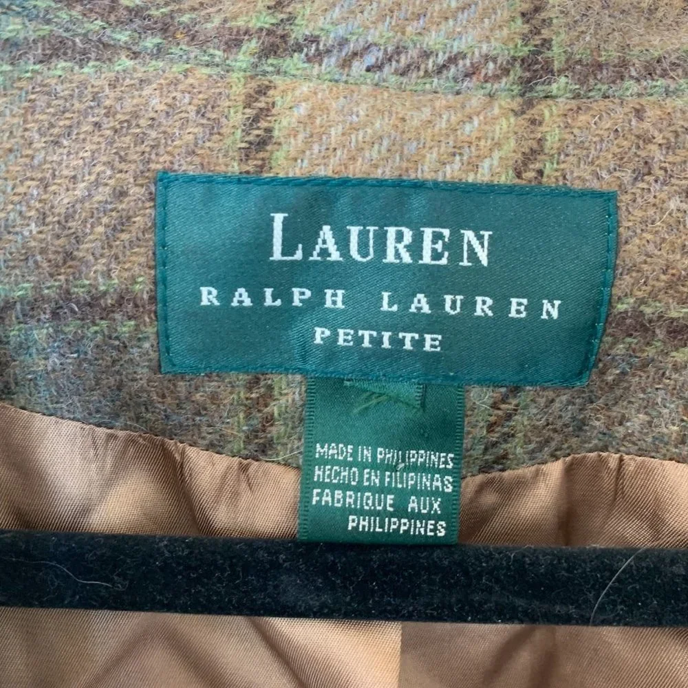 Ralph Lauren Women's Blazer (petite) - Picture 3 of 5